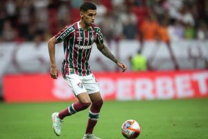 Fluminense pressiona Borussia, mas fica no 0 a 0 na estreia do Mundial de Clubes